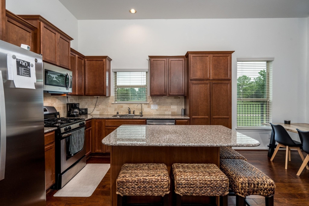 18918 Cove Pointe Dr - Photo 14