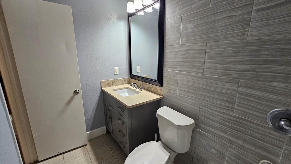 15303 Gran Vista Drive - Photo 8