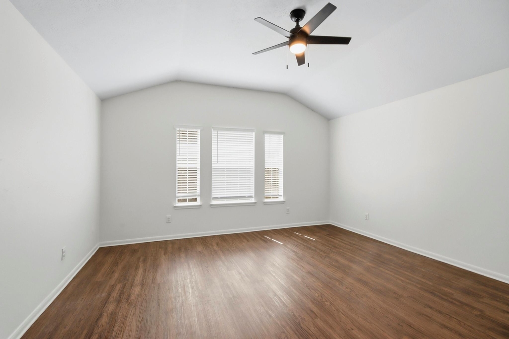 15127 Green Whisper Drive - Photo 4