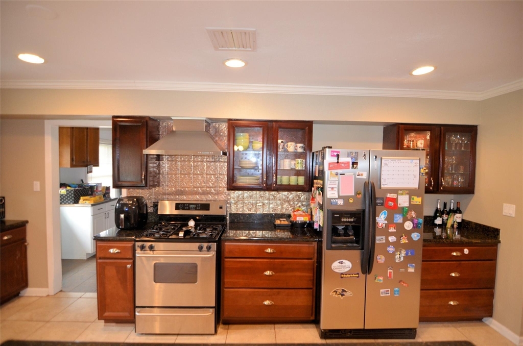 5215 Sanford Road - Photo 6