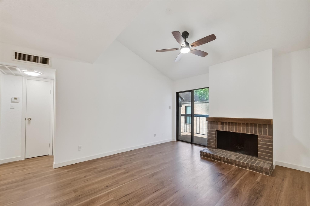 7900 N Stadium Drive - Photo 15