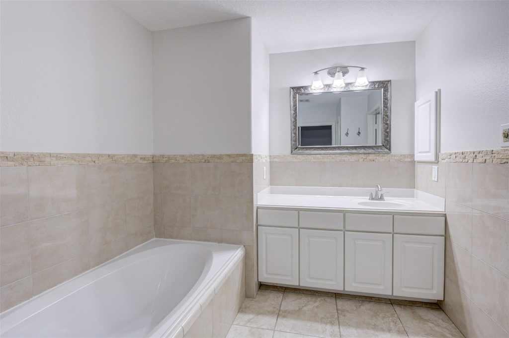 3118 Clipper Winds Way - Photo 9