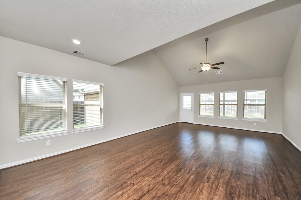 4706 Walnut Willow Court - Photo 18