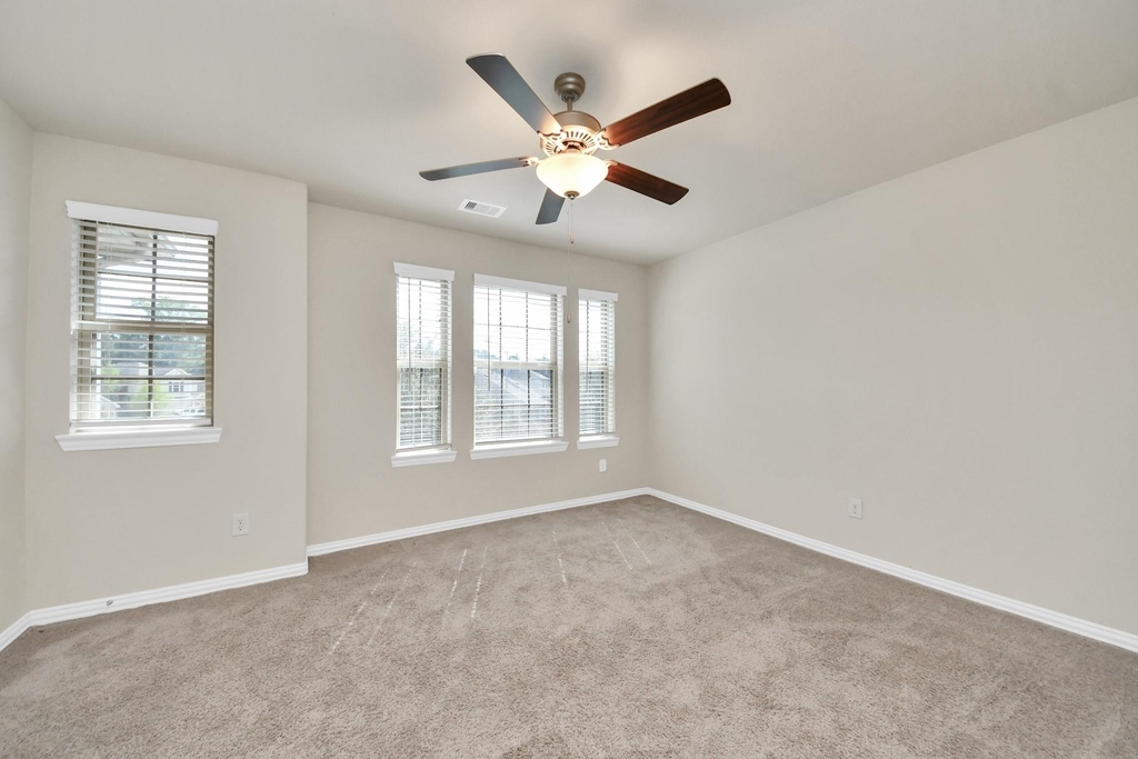 4706 Walnut Willow Court - Photo 34