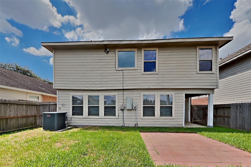 6407 Bennington Spgs Drive - Photo 18