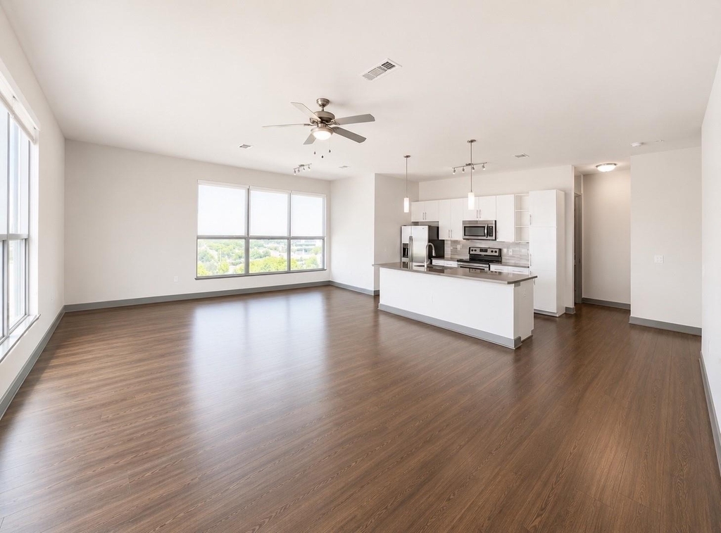 3788 Richmond Avenue - Photo 2