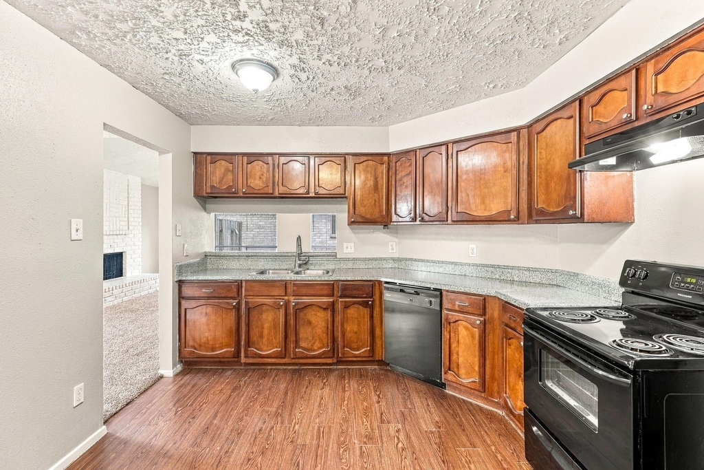 16410 Sky Blue Lane - Photo 6