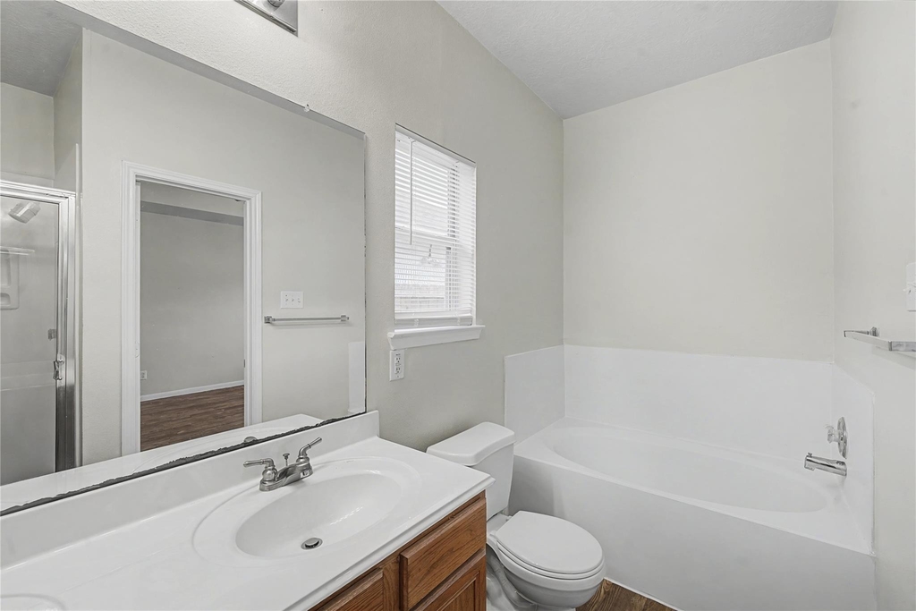 1111 Auburn View Lane - Photo 13