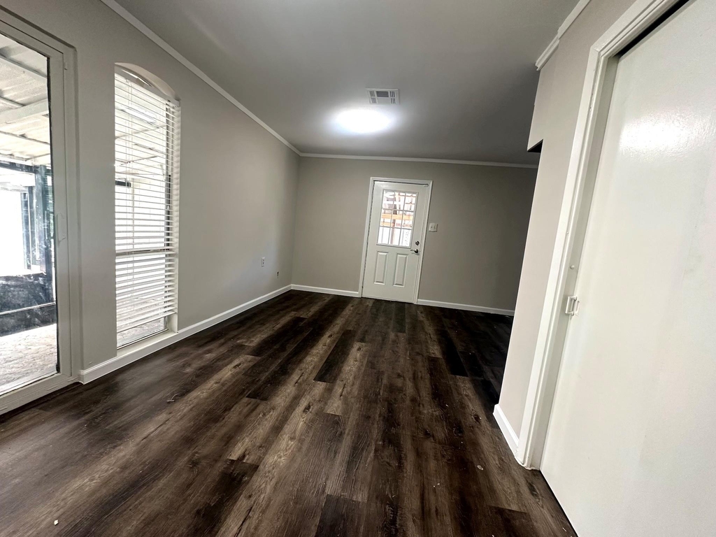 1405 Westway Street - Photo 3