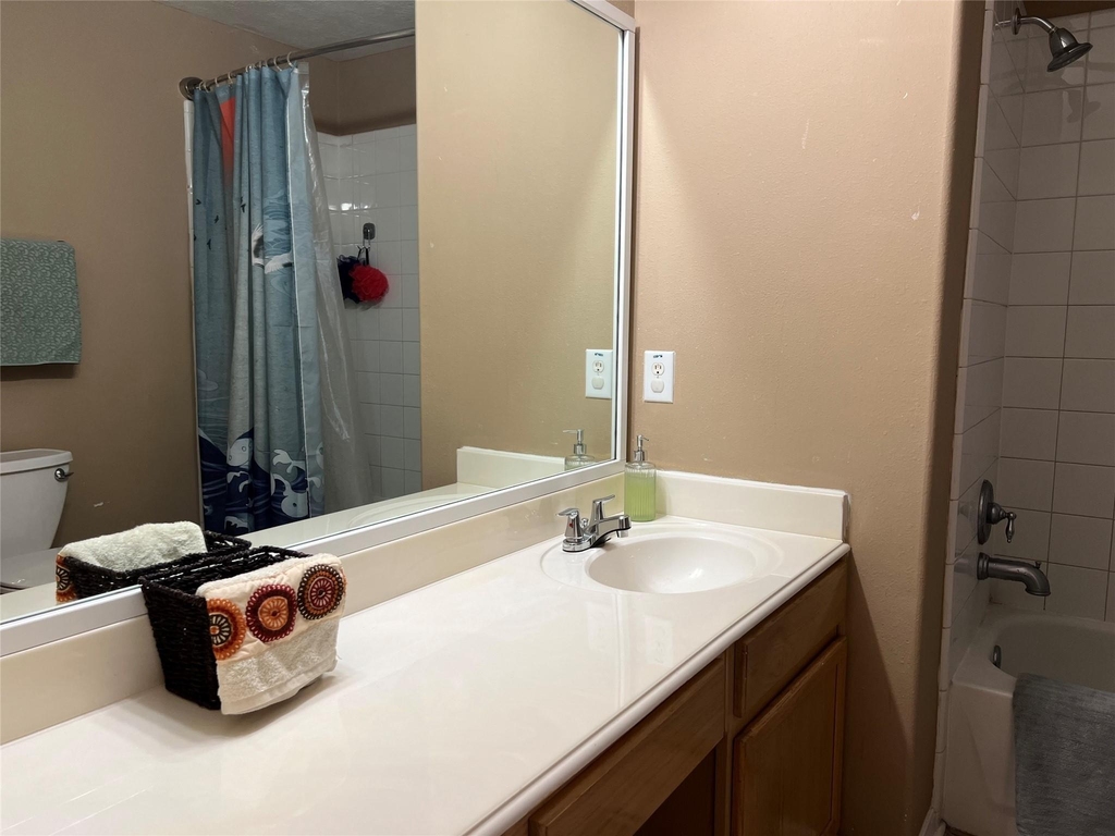 13706 Maximos Drive - Photo 28