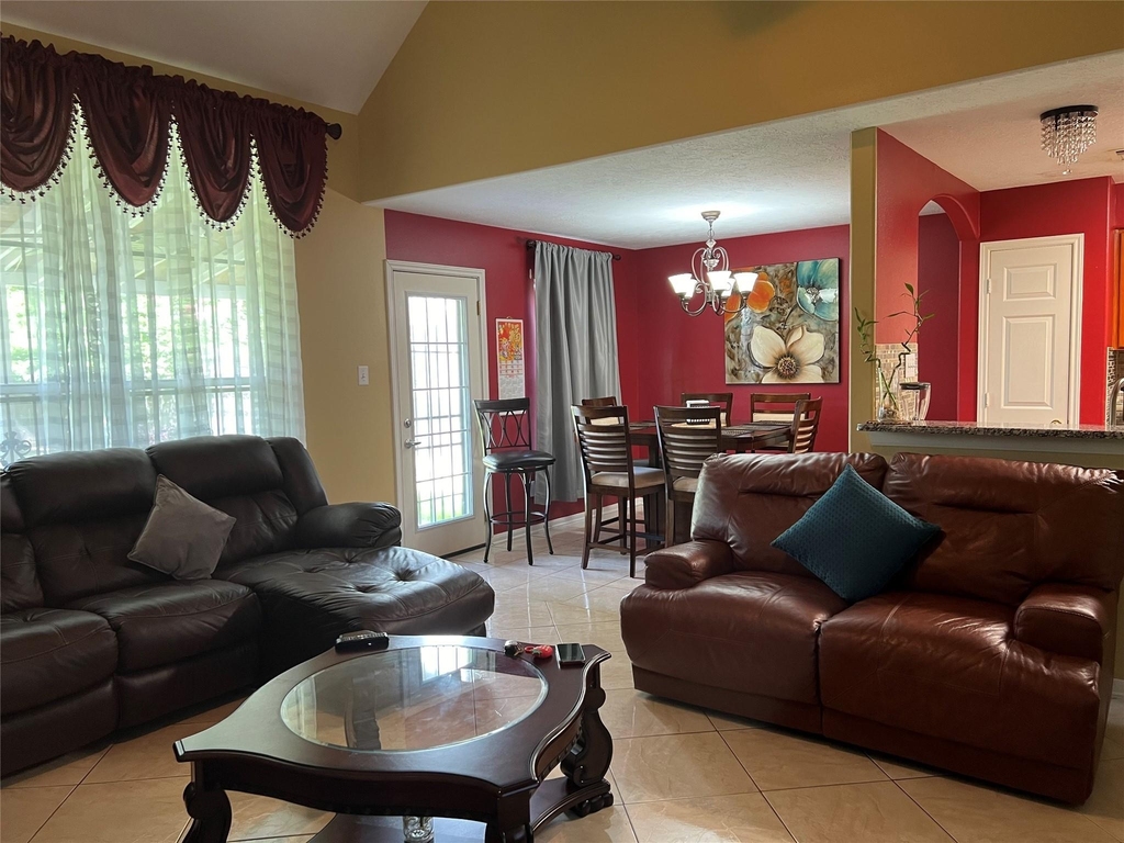 13706 Maximos Drive - Photo 7