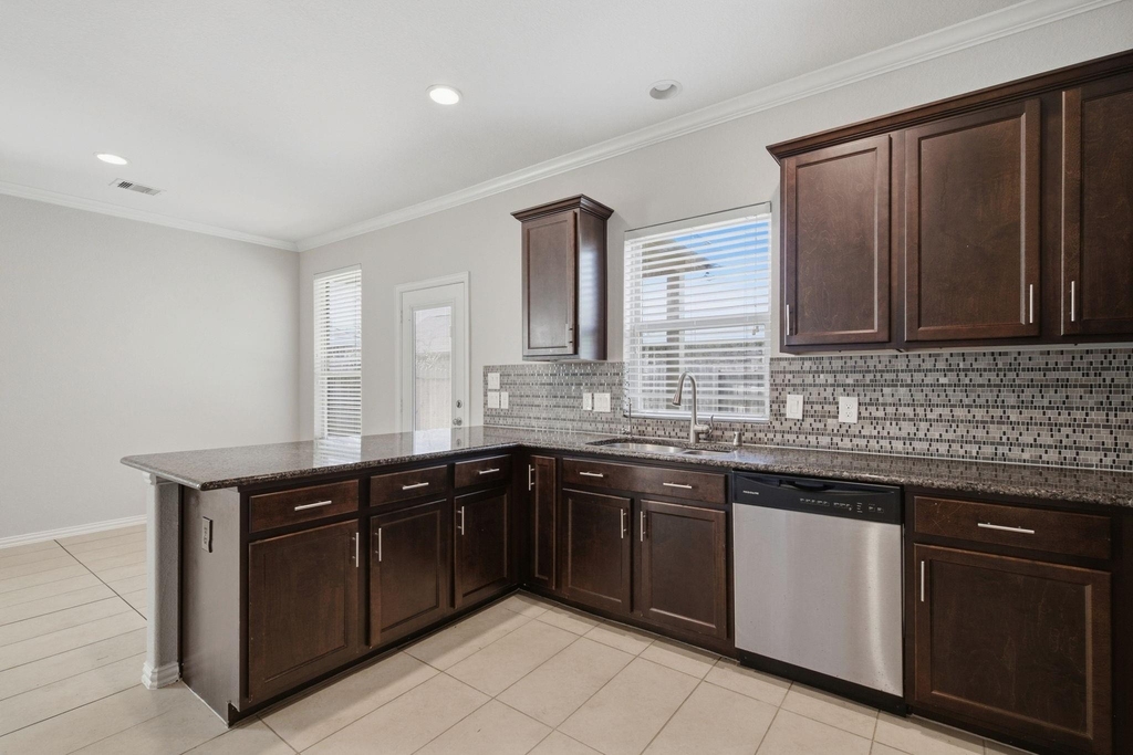 2261 Ivy Wall Drive - Photo 13