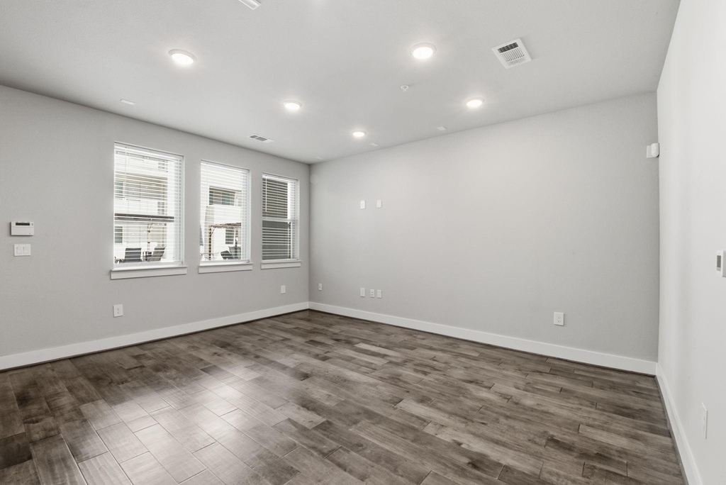 4819 Caroline Street - Photo 21