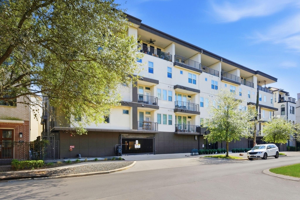 4819 Caroline Street - Photo 17