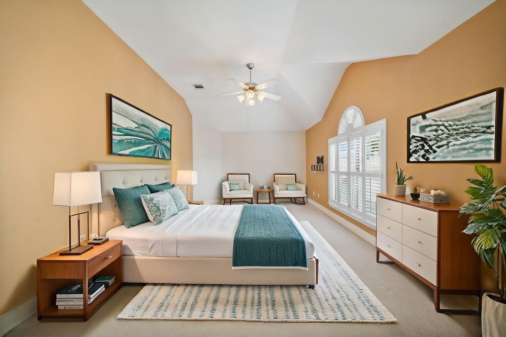 917 W 21st Street - Photo 7