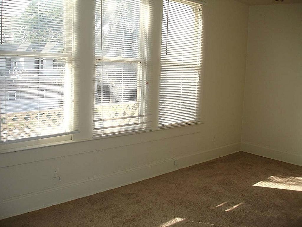 315 W 21st Street - Photo 15