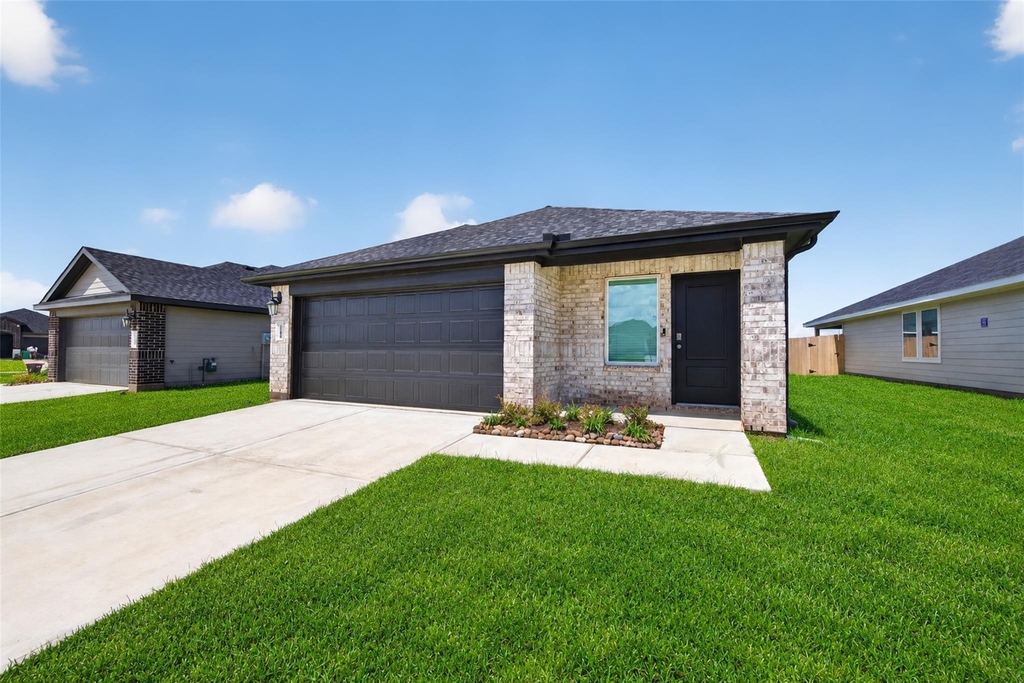 31214 Carmelas Landing Drive - Photo 4
