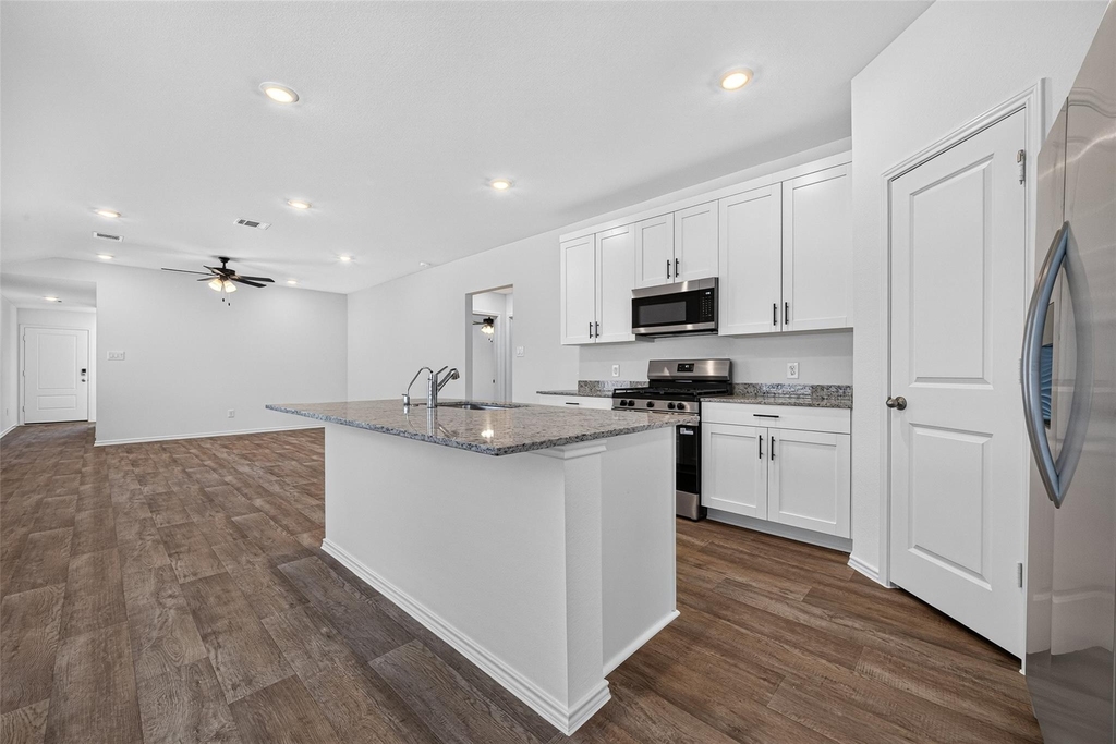 31214 Carmelas Landing Drive - Photo 17
