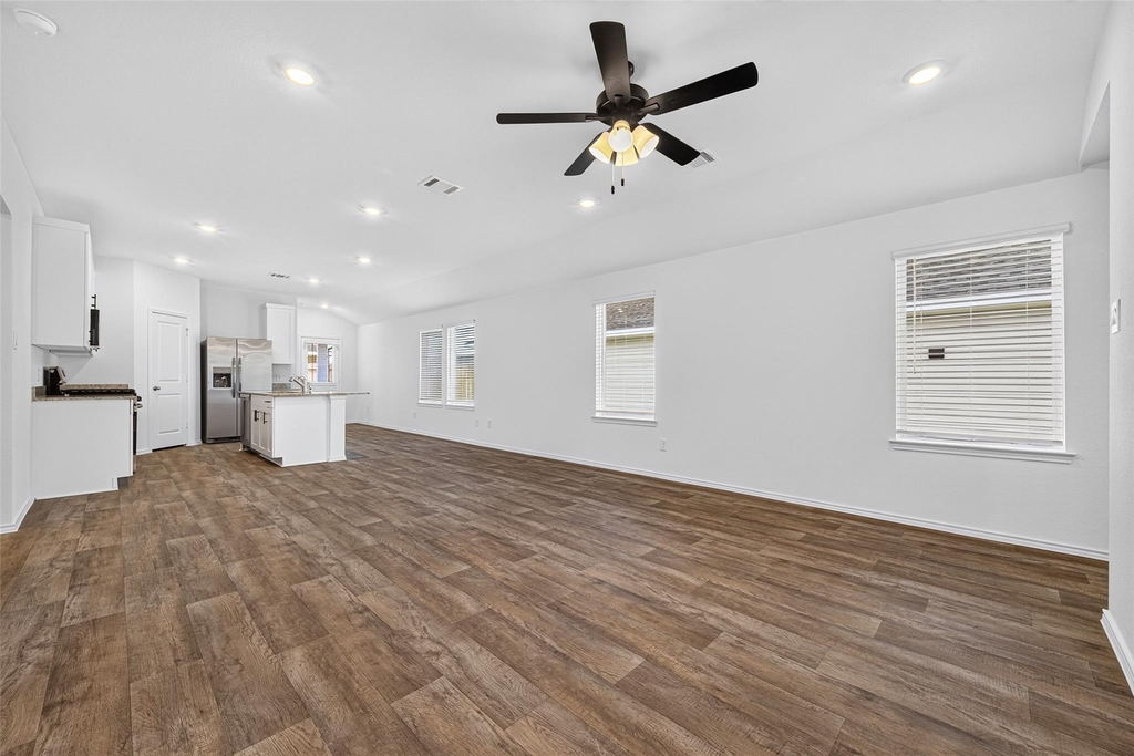 31214 Carmelas Landing Drive - Photo 9