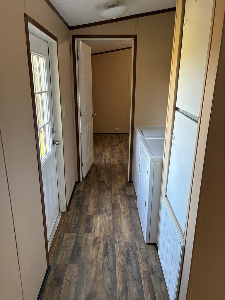 112 Strawberry Road - Photo 7