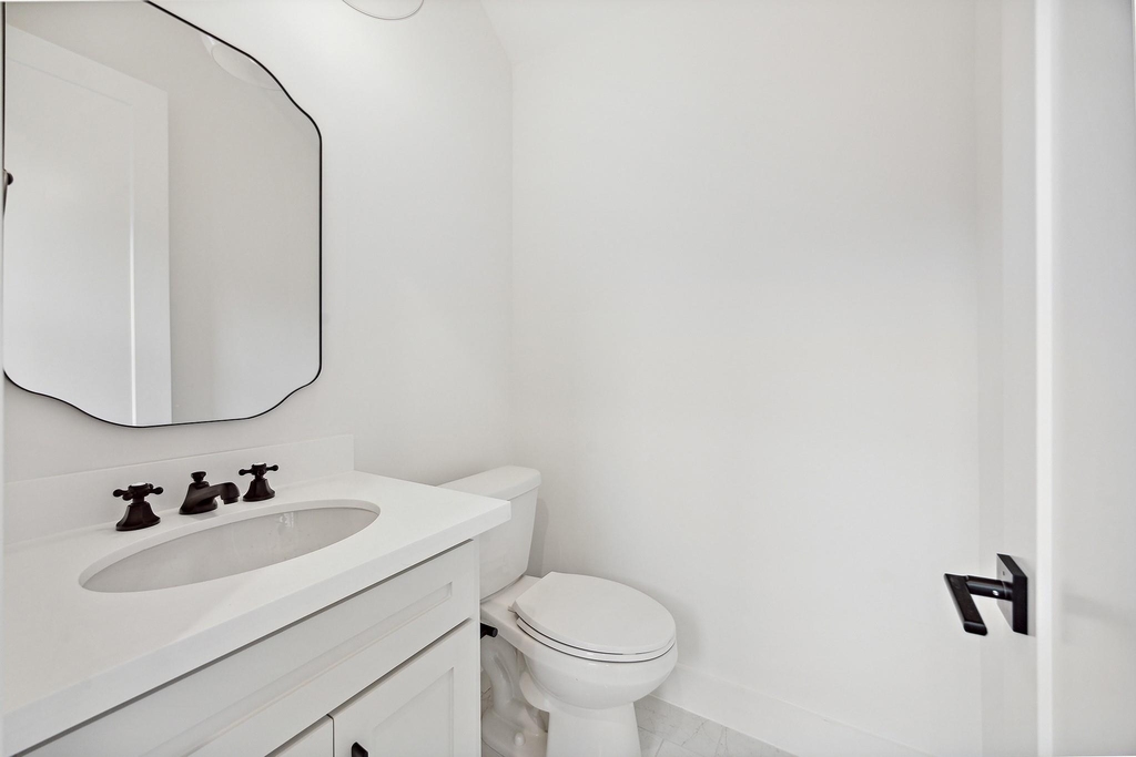 1203 E 27th Street - Photo 6