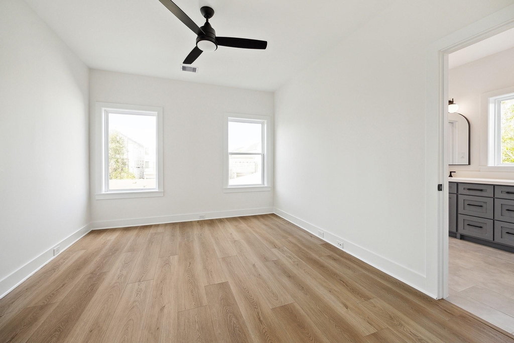 1203 E 27th Street - Photo 14