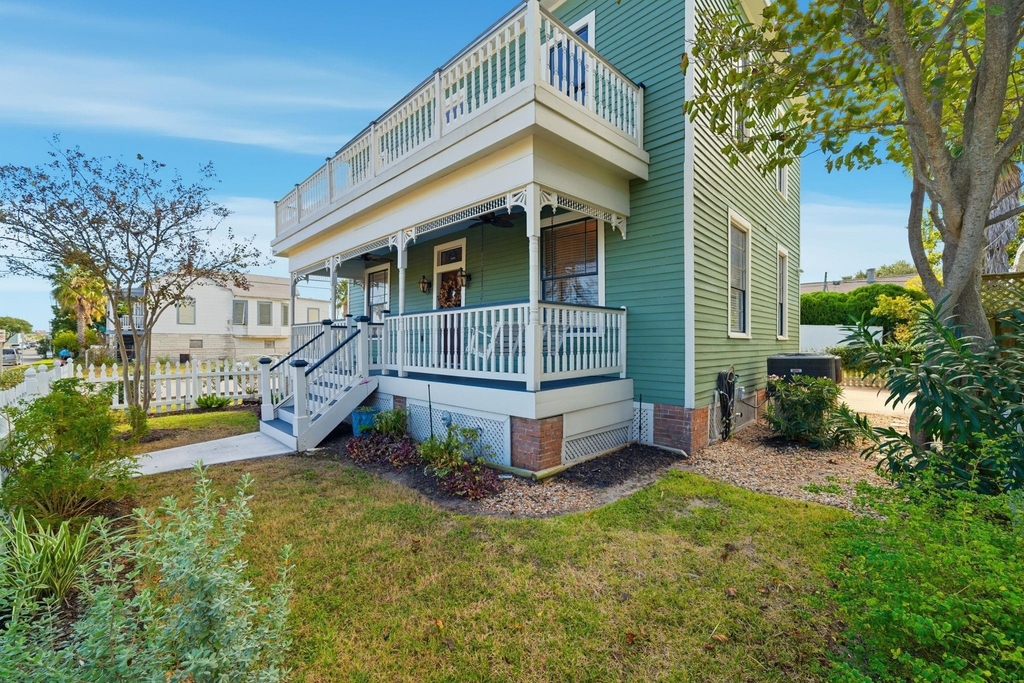 1001 Avenue K - Photo 3