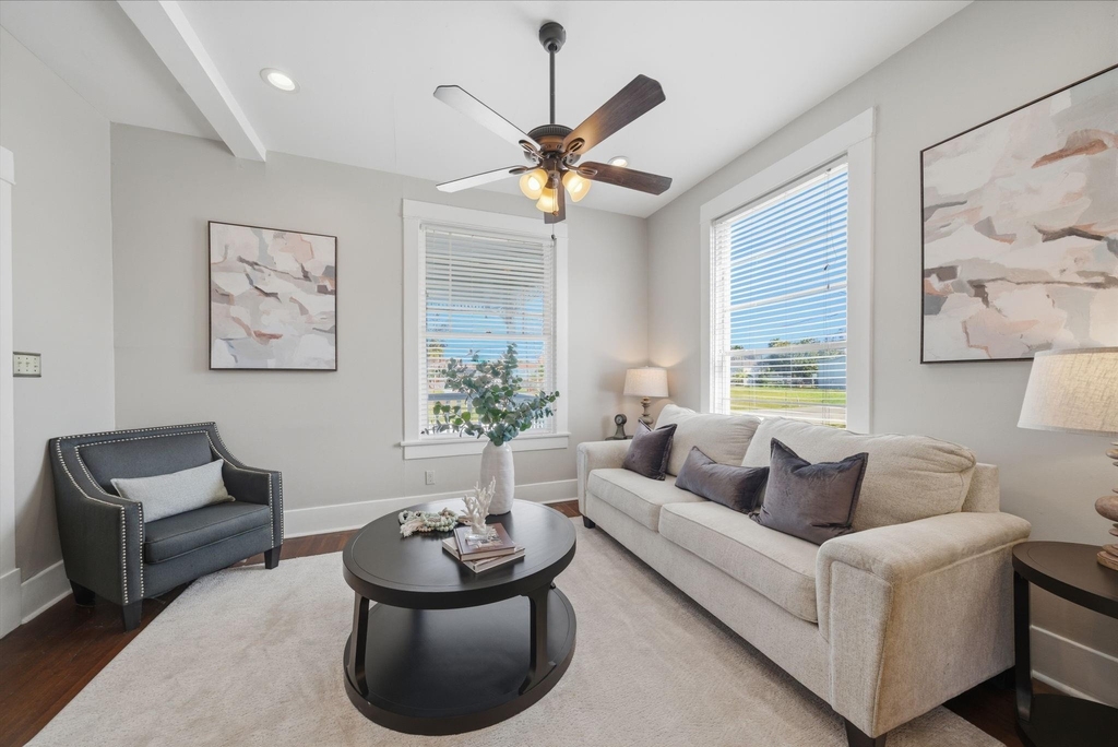 1001 Avenue K - Photo 6