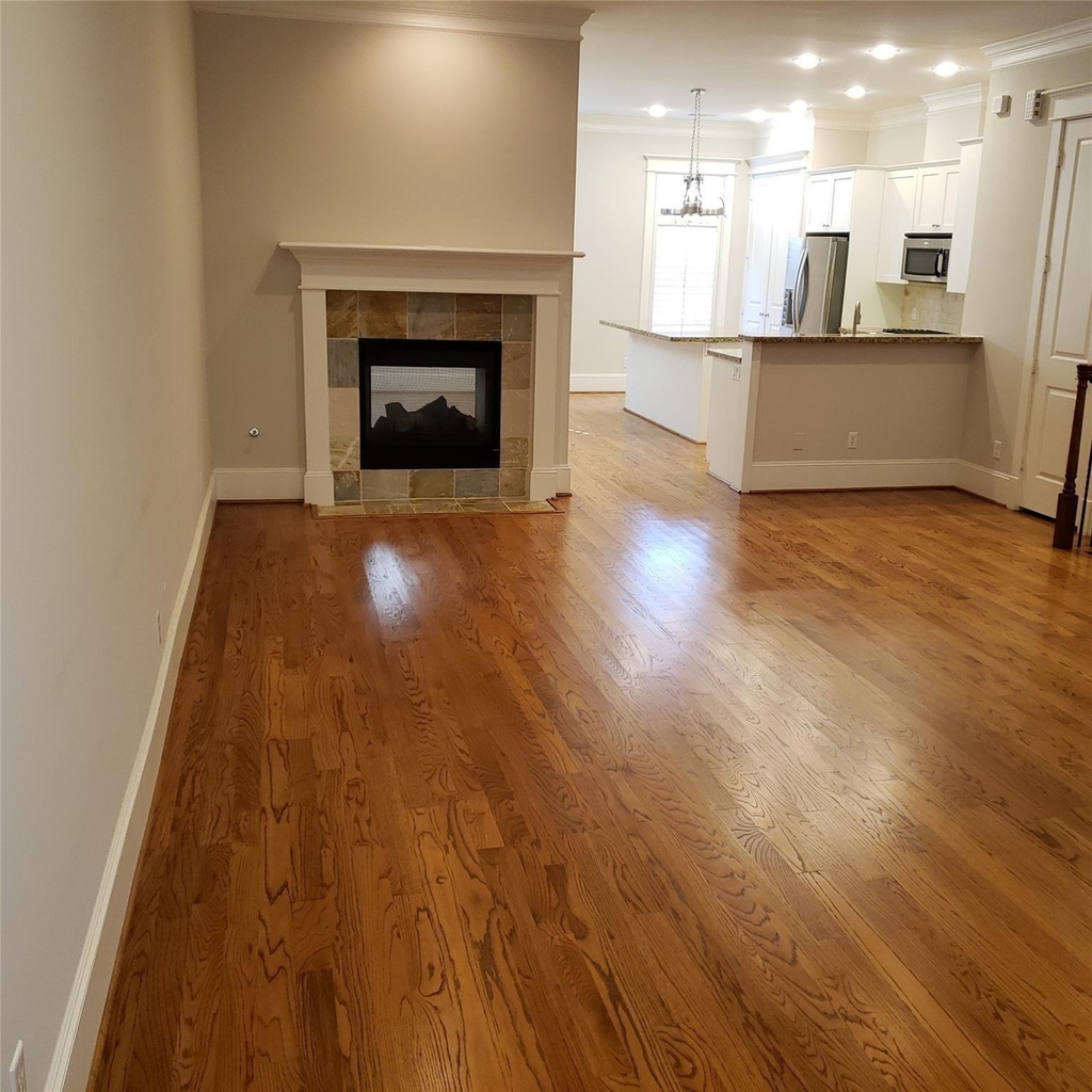 916 Lawrence Street - Photo 12