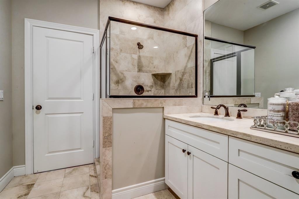916 Lawrence Street - Photo 23