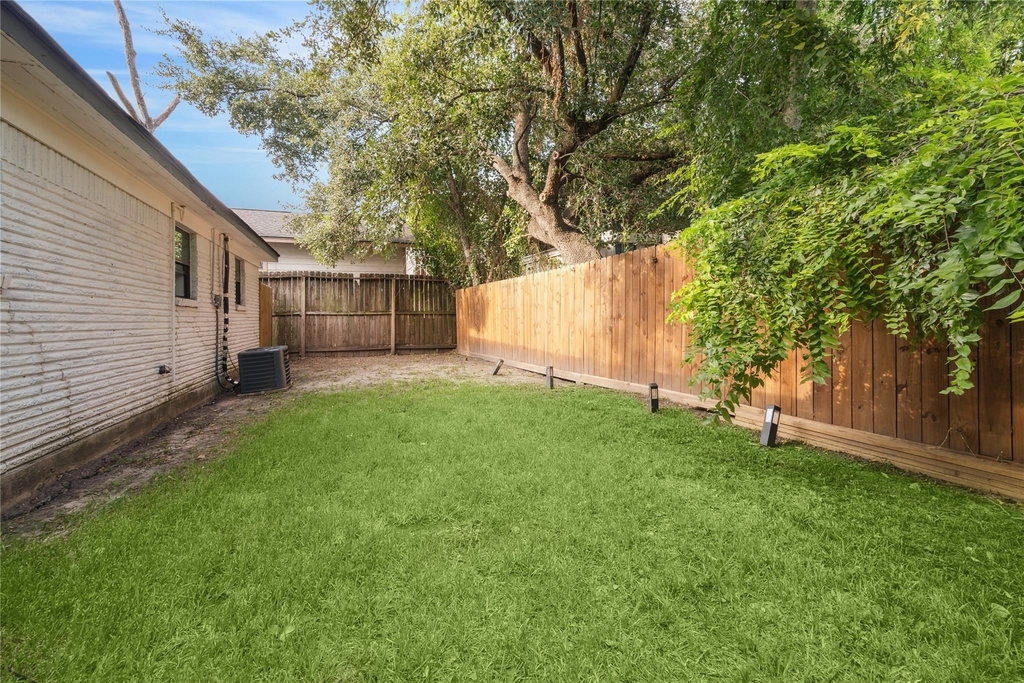 4210 Delhi Street - Photo 6