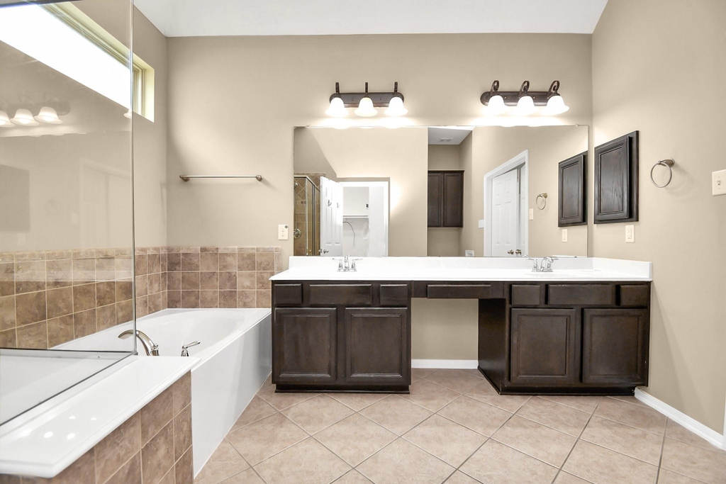 3323 Home Point Drive - Photo 19