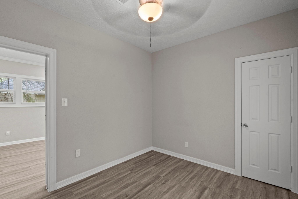 311 7th Avenue N - Photo 12