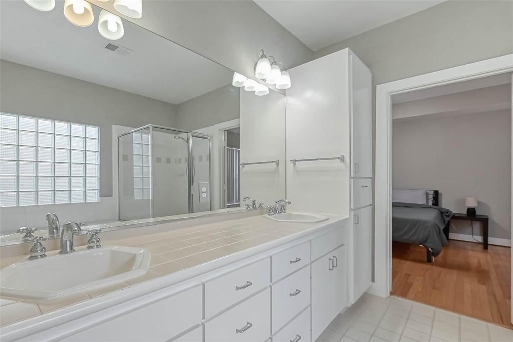 9701 Marlive Lane - Photo 19