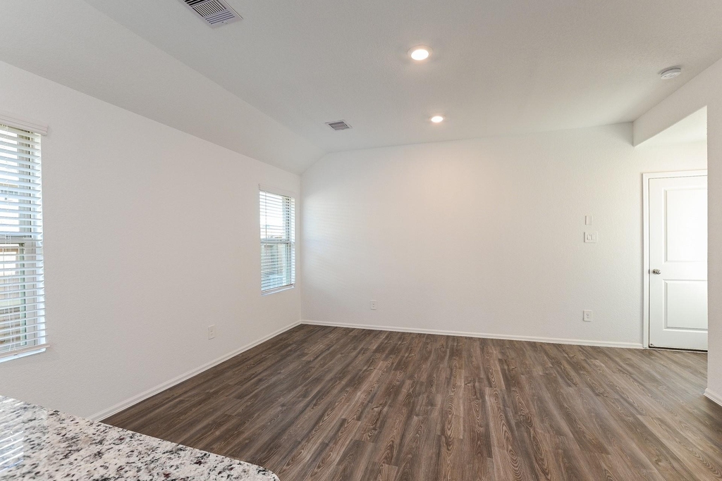 18446 Summit Ranch Drive - Photo 5