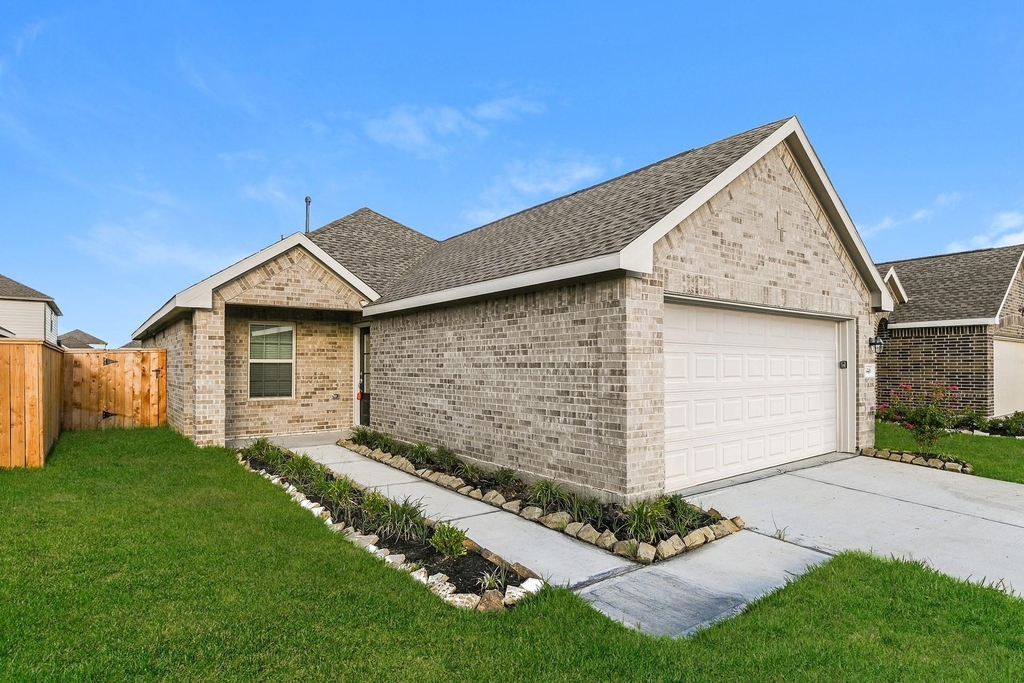 18446 Summit Ranch Drive - Photo 1