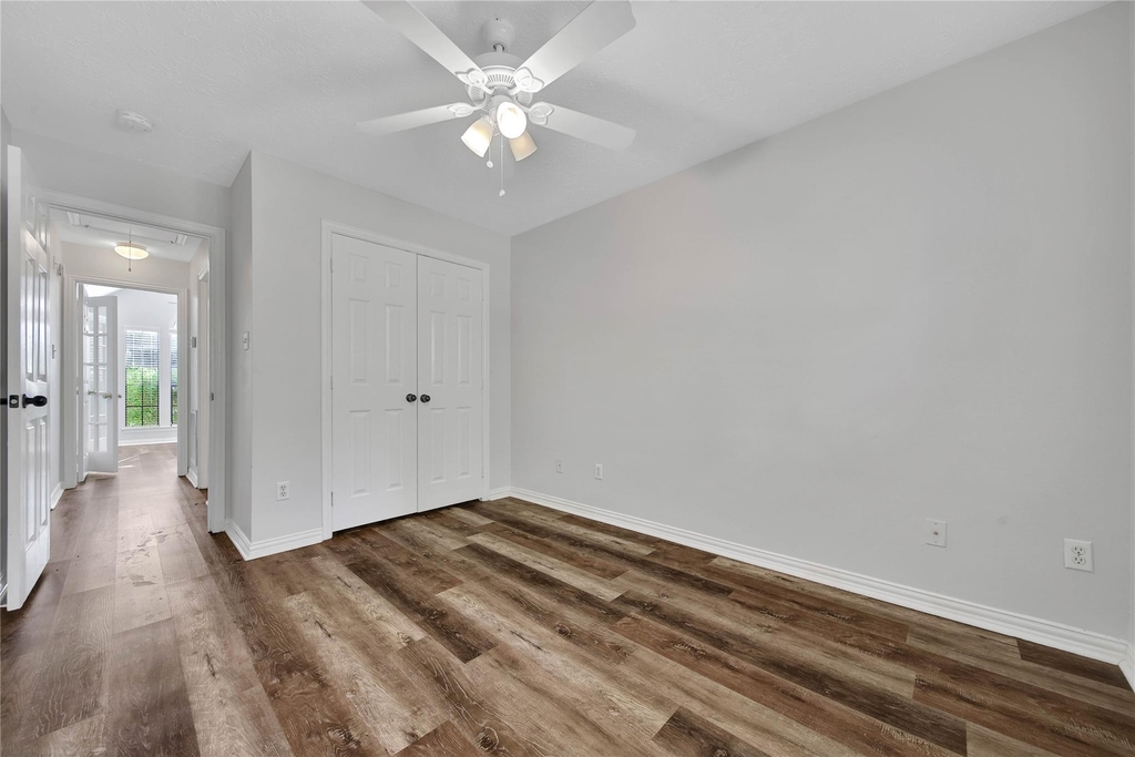 11334 Twain Drive - Photo 6