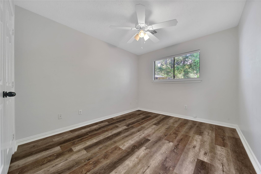 11334 Twain Drive - Photo 7