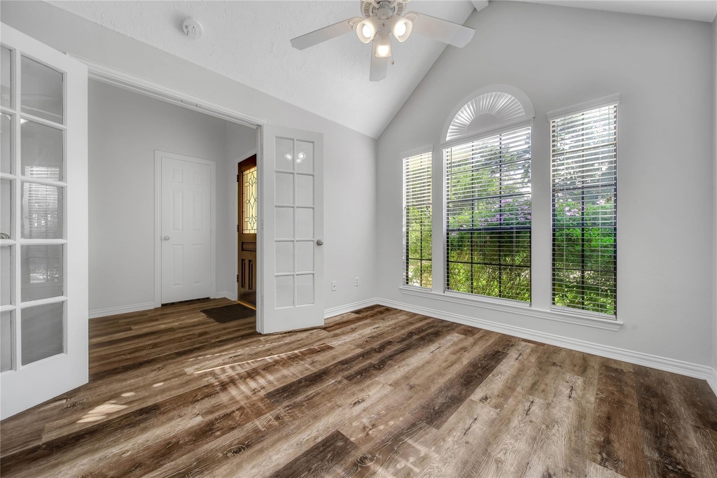 11334 Twain Drive - Photo 4