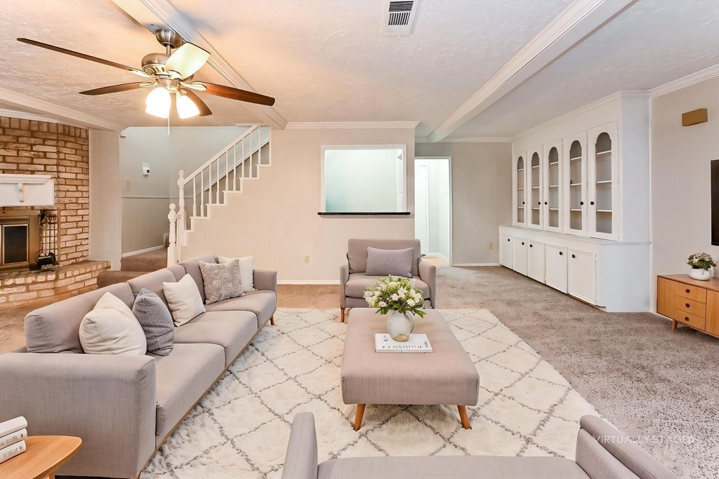16911 Memorial Oaks Lane - Photo 3