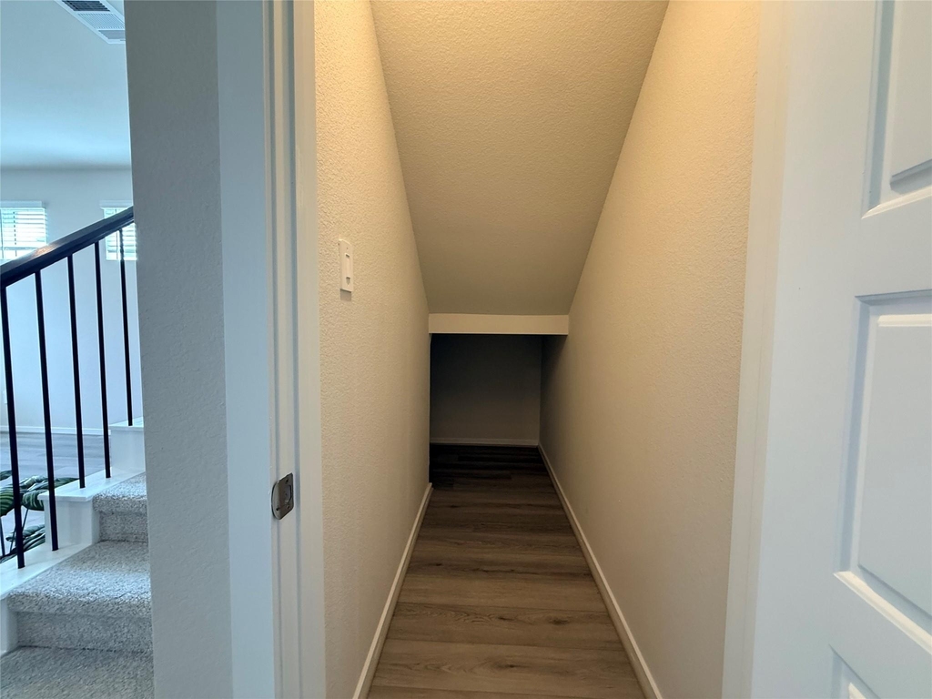 16270 Parish Pointe Court - Photo 11