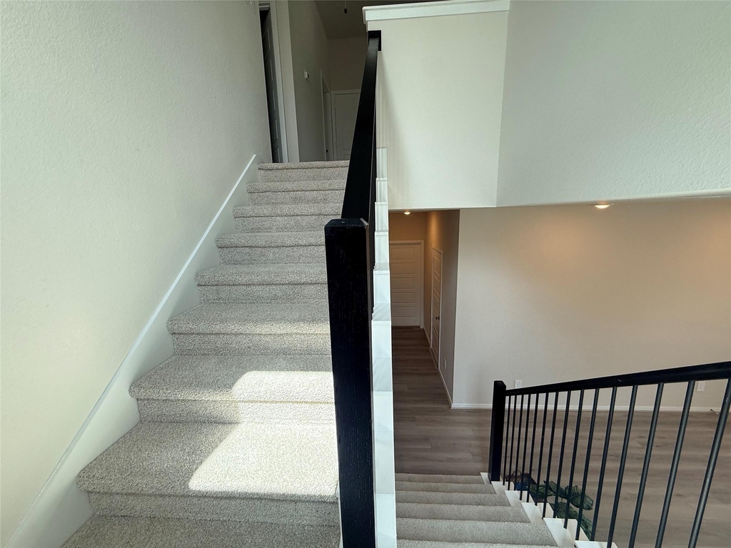 16270 Parish Pointe Court - Photo 29