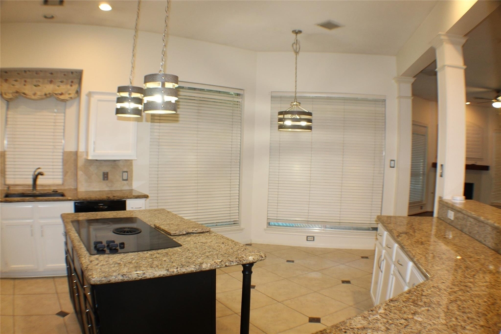 642 Avery Drive - Photo 16