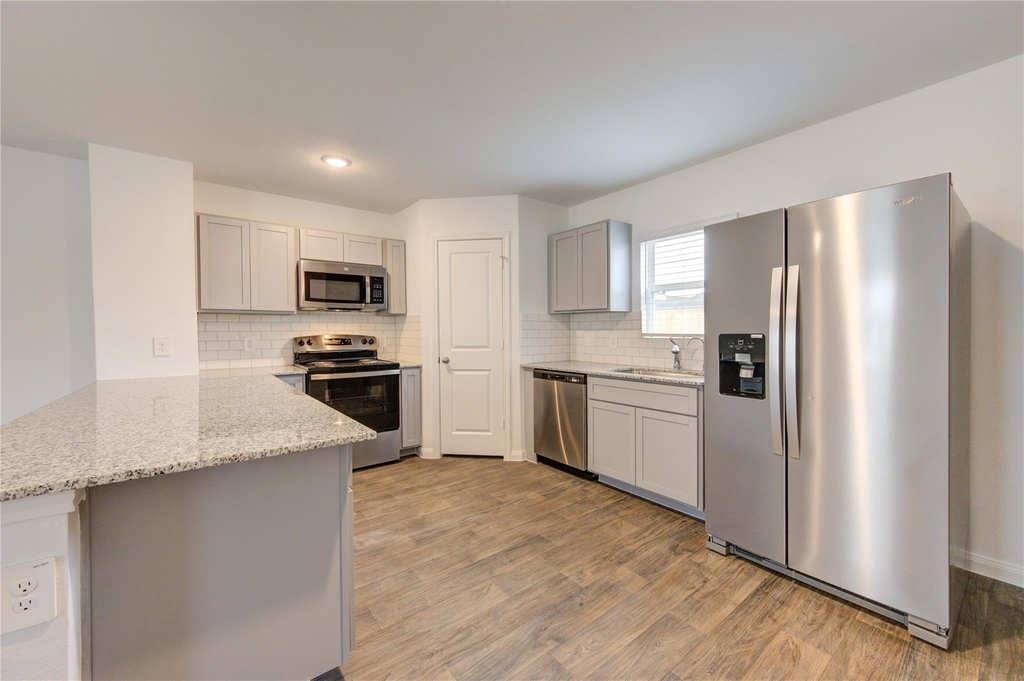 16356 Jasmine Marie Place - Photo 6