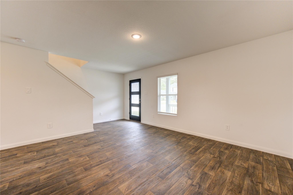 16356 Jasmine Marie Place - Photo 4