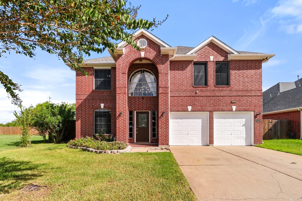 6310 Eldridge View Drive - Photo 0
