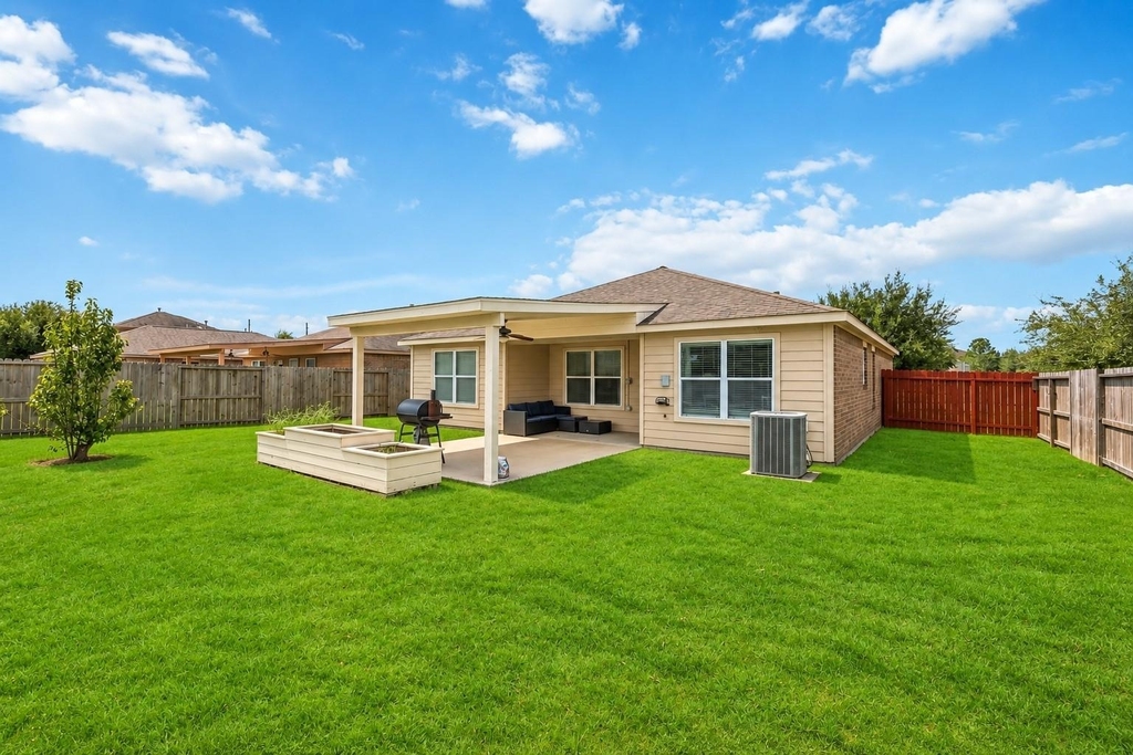 9903 Garnet Springs Drive - Photo 27