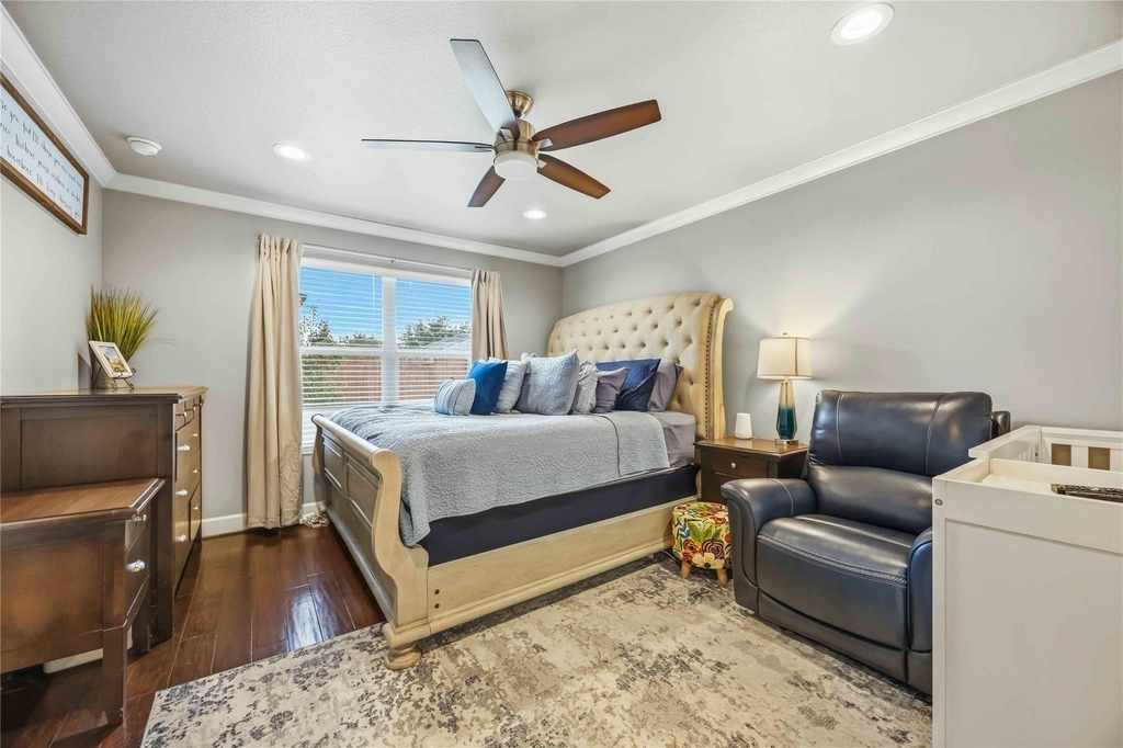 9903 Garnet Springs Drive - Photo 19