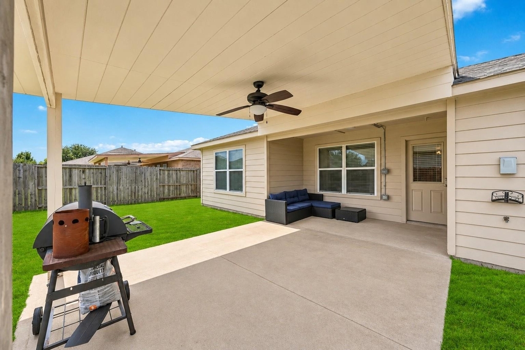 9903 Garnet Springs Drive - Photo 25