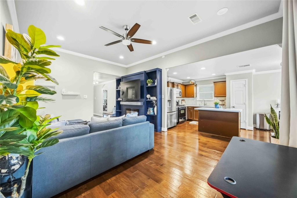 9903 Garnet Springs Drive - Photo 12